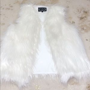Fur vest